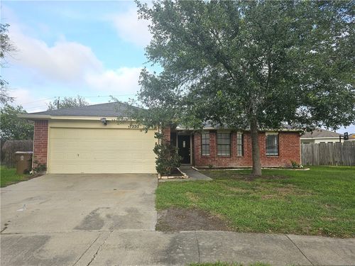 7330 Montreal Cir, Corpus Christi, TX, 78414-3209 | Card Image