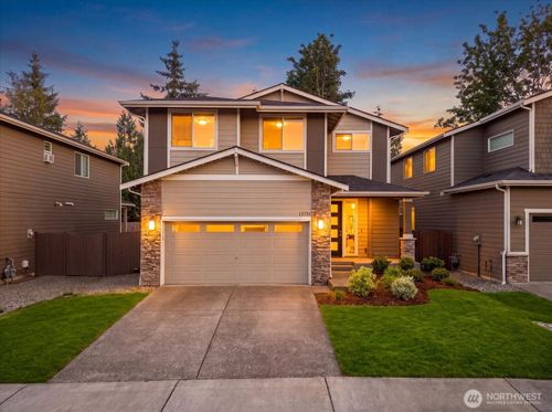 13751 Se 183rd St, Renton, WA, 98058-5057 | Card Image