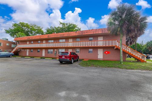 apt-504-7830 Nw 33rd St, Hollywood, FL, 33024-2251 | Card Image