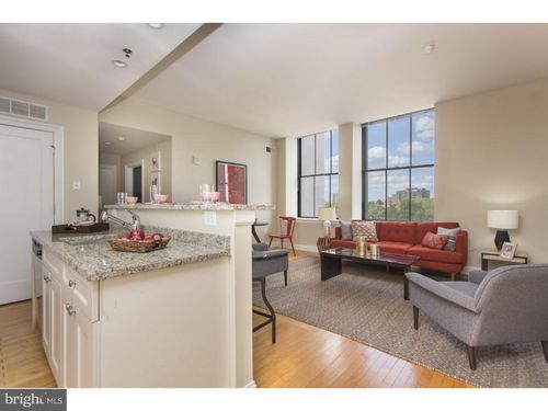 unit-604-230 N 21st St, PHILADELPHIA, PA, 19103-1143 | Card Image