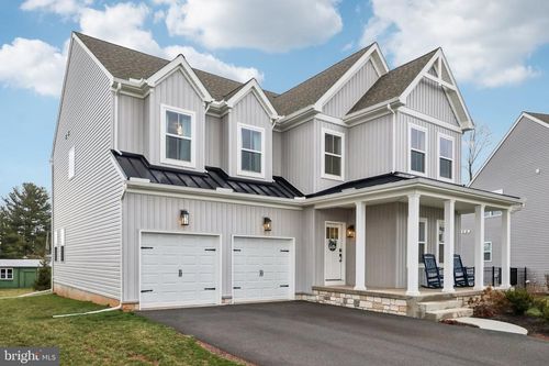 15 Patricia Dr, TRAPPE, PA, 19426-2150 | Card Image