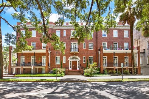 307-105 W Oglethorpe Ave, savannah, GA, 31401-3666 | Card Image