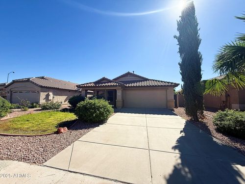 10233 W Country Club Trl, Peoria, AZ, 85383-2730 | Card Image