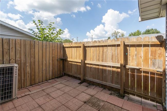 2080 Miracle Dr, Condo with 3 bedrooms, 2 bathrooms and null parking in Columbus IN | Image 22