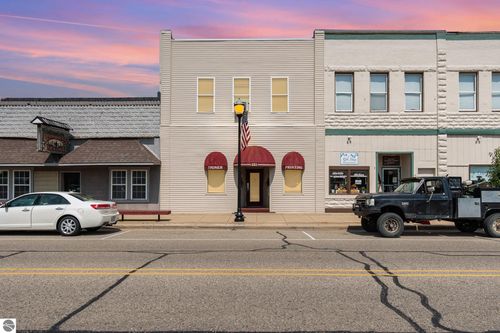 221 E Railway St, Coleman, MI, 48618-9799 | Card Image