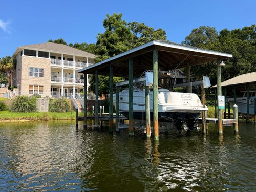 19 Poquito Rd, Shalimar, FL, 32579-1115 | Card Image