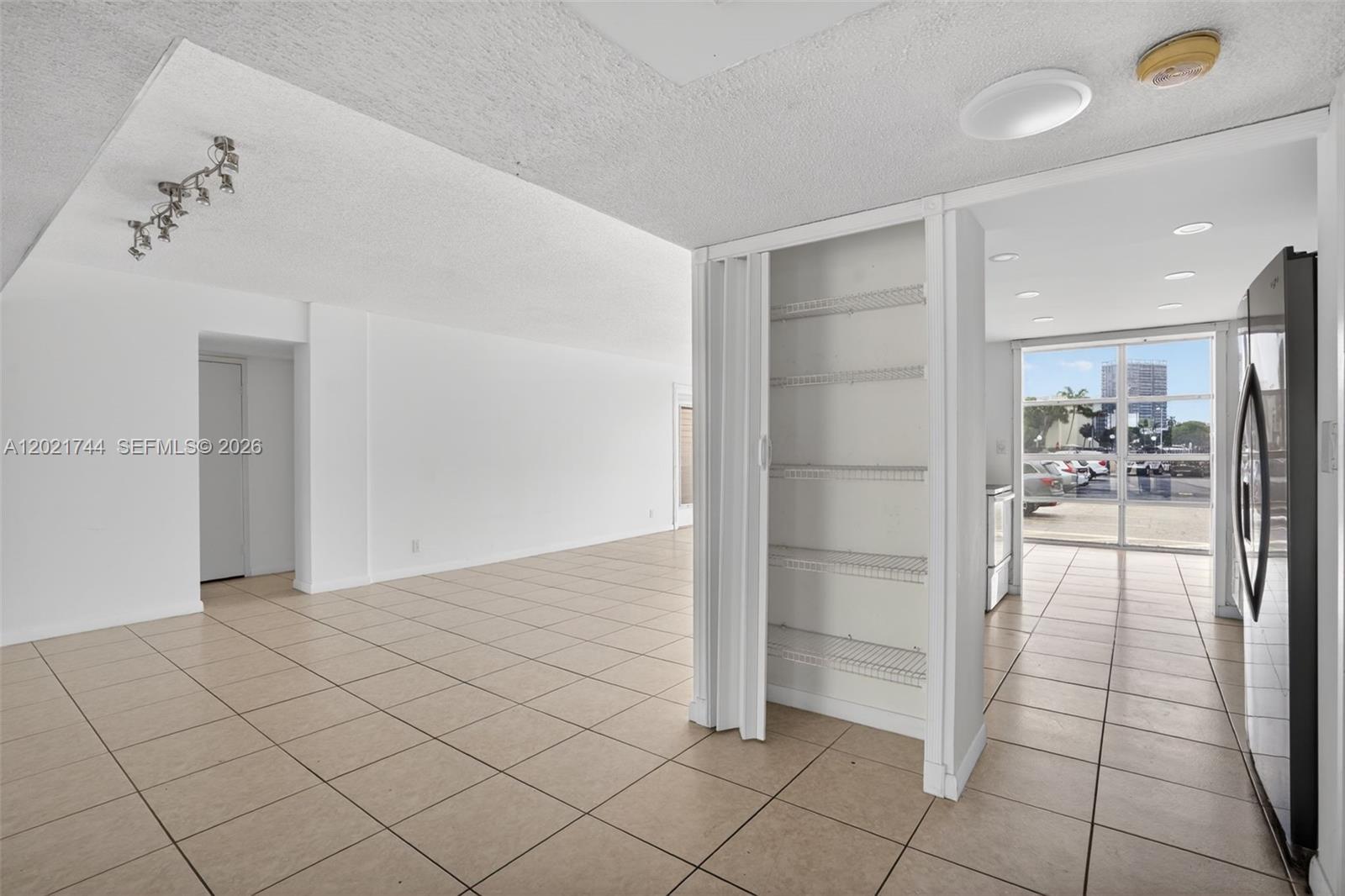 Residential in Hallandale Beach 2