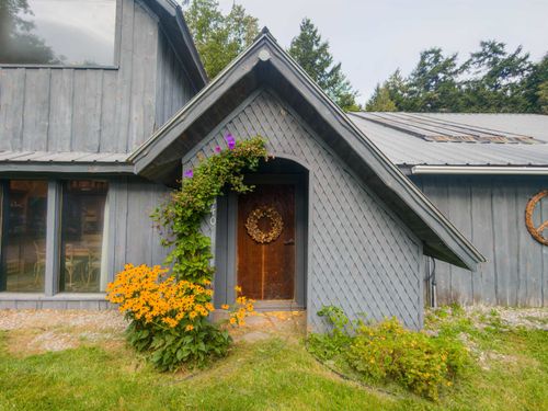 2640 Main Rd, Huntington, VT, 05462-9669 | Card Image