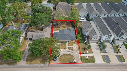 5609 Newcastle St, Bellaire, TX, 77401-2712 | Card Image