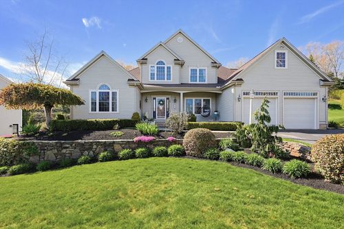 135 Pokanoket Path, Wrentham, MA, 02093-1451 | Card Image