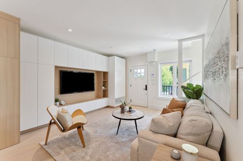 3121 Columbia St, Vancouver, BC, V5Y1N4 | Card Image