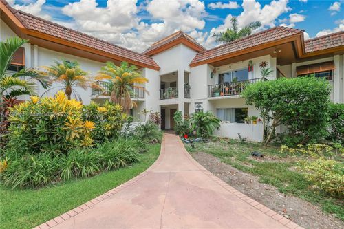 apt-d5-9390 Sw 77th Ave, Miami, FL, 33156-7956 | Card Image
