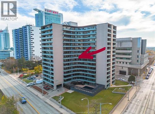 804-111 Riverside Dr E, Windsor, ON, N9A2S6 | Card Image