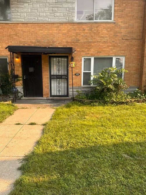 639 W 80th St, Chicago, IL, 60620-2500 | Card Image