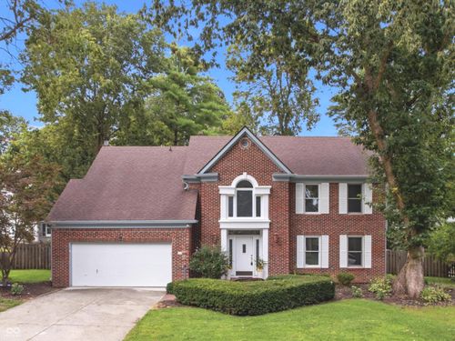 738 Howe Dr, Carmel, IN, 46032-5286 | Card Image
