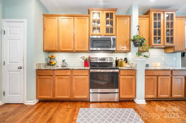 812 Thornapple Ct, House other with 3 bedrooms, 3 bathrooms and null parking in Lake Wylie SC | Image 14