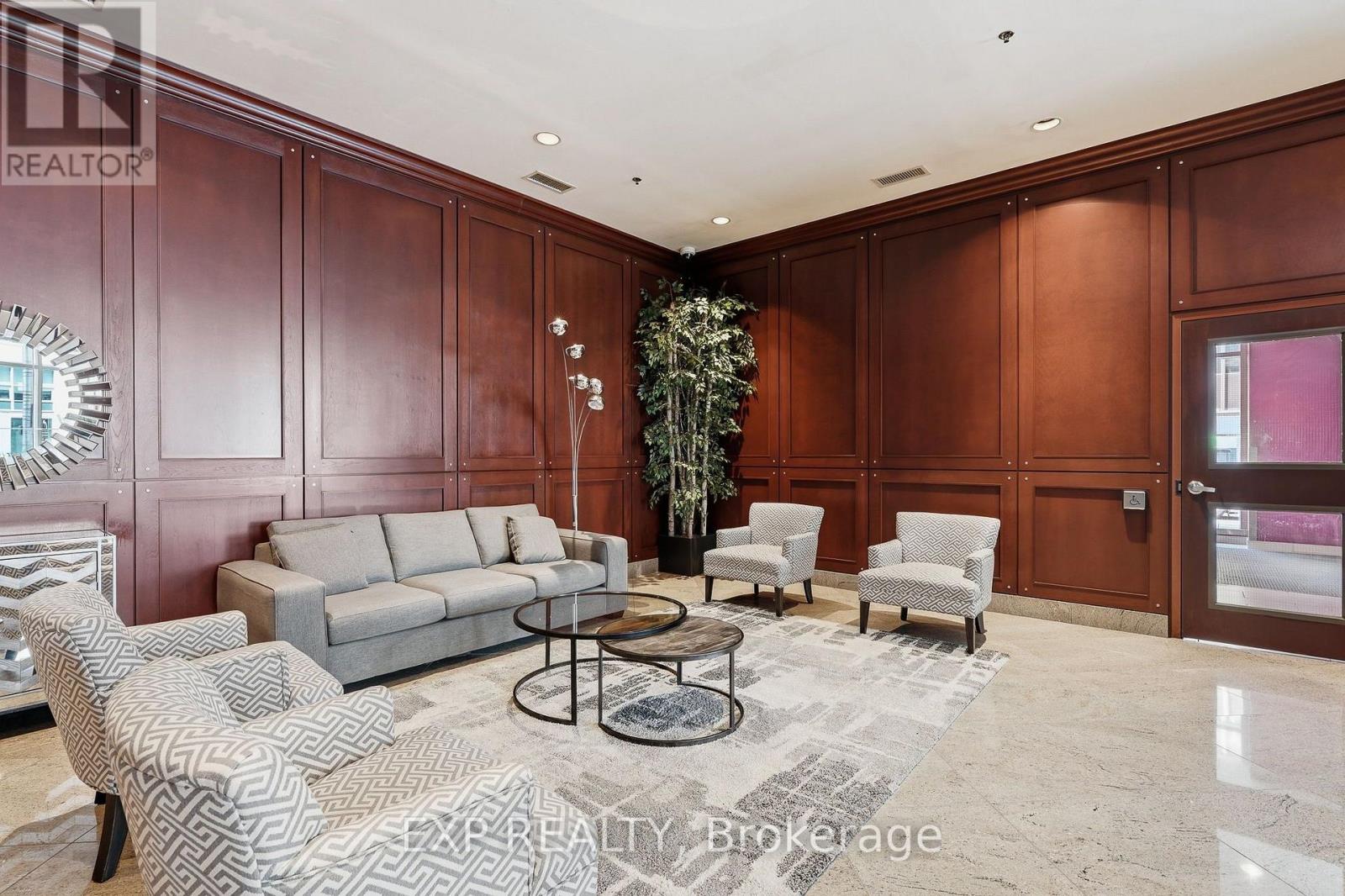 Residential in Ottawa 4