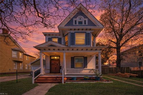 215 Webster Ave, Portsmouth, VA, 23704-2241 | Card Image