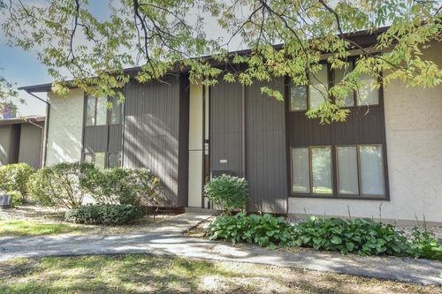 49-2450 W Good Hope Road, GLENDALE, WI, 53209 | Card Image