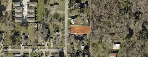 13513 Segrest Dr, Houston, TX, 77047-3817 | Card Image