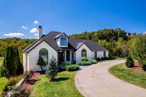 225 Bobwhite Trl, Sevierville, TN, 37876-1371 | Card Image