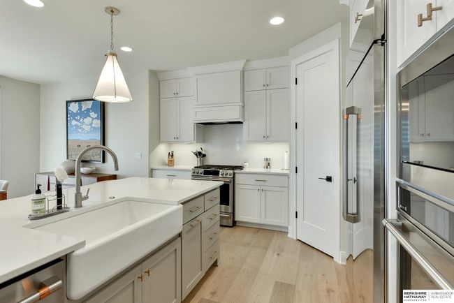 21209 B St, House other with 6 bedrooms, 5 bathrooms and 3 parking in Elkhorn NE | Image 12