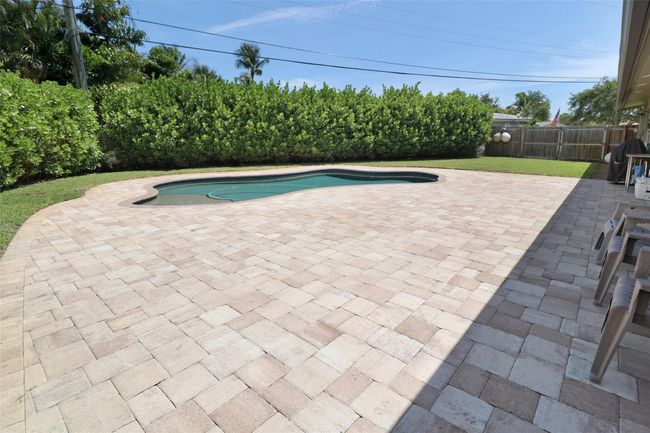 2141 Ne 49 Th St, House other with 3 bedrooms, 2 bathrooms and null parking in Lighthouse Point FL | Image 23