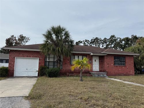 2001 30th St S, St Petersburg, FL, 33712-2946 | Card Image