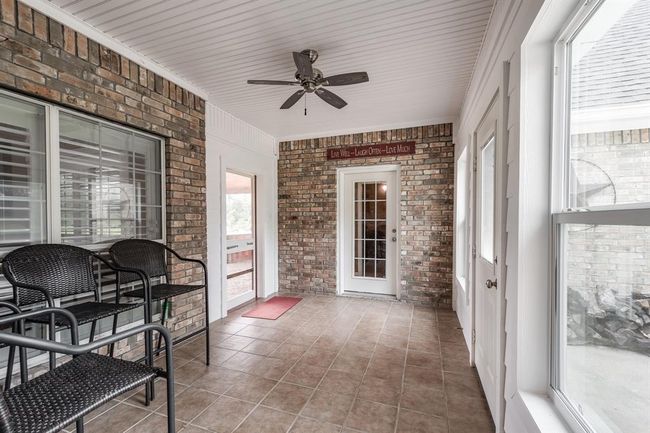 402 Cs Harmon Rd, Home with 4 bedrooms, 4 bathrooms and 2 parking in Hankamer TX | Image 26