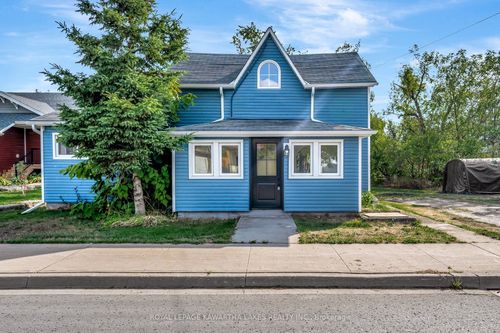 19 Prince St E, Bobcaygeon, ON, K0M1A0 | Card Image