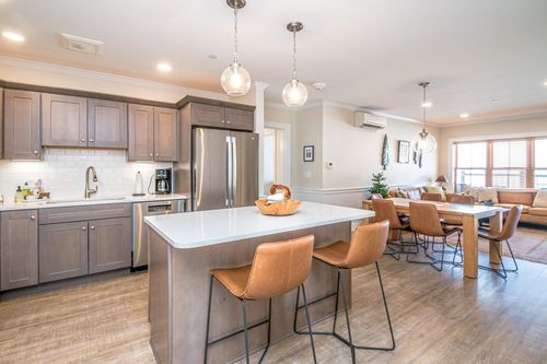 2201-235 Skimobile Rd, North Conway, NH, 03860-5295 | Card Image