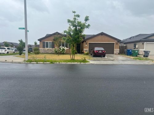 2248 Pheasant Dr, Delano, CA, 93215-4985 | Card Image