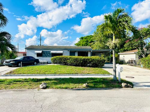 1311 W 3rd St, Riviera Beach, FL, 33404-7211 | Card Image