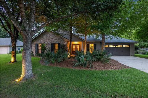 232 Ruelle Du Chene Dr, Madisonville, LA, 70447-3108 | Card Image