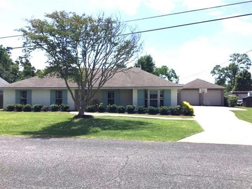 2607 Timber Ln, Lake Charles, LA, 70605-2232 | Card Image