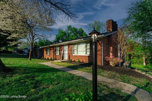 4309 Southridge Dr, Louisville, KY, 40272-3050 | Card Image