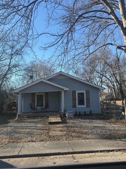 801 Lee Ave, Rossville, GA, 30741-1833 | Card Image