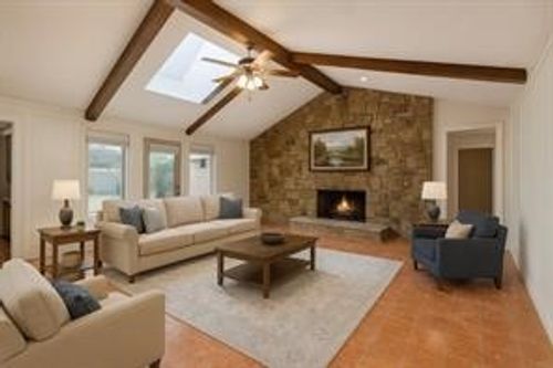 1702 Paisley Dr, Arlington, TX, 76015-2813 | Card Image