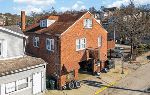 333 Stanley Ave, Cincinnati, OH, 45226-2133 | Card Image