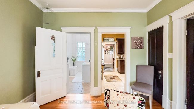 132 Elgin Ave E, House other with 3 bedrooms, 2 bathrooms and 5 parking in Goderich ON | Image 8
