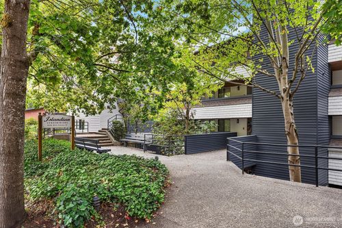 apt-204-3055 80th Ave Se, Mercer Island, WA, 98040-2955 | Card Image