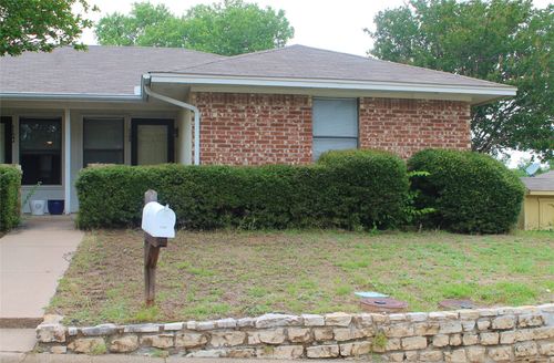 1104 Curtis Drive, Weatherford, TX, 76086 | Card Image