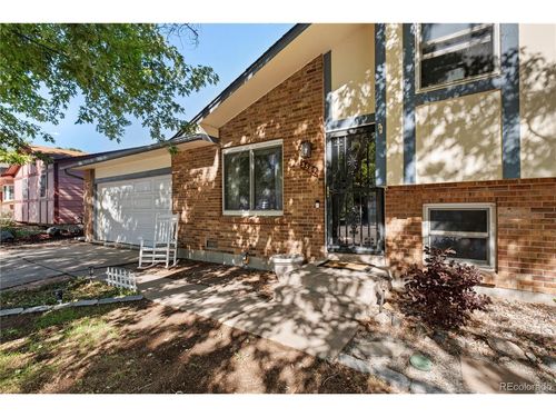 3569 S Newland St, Denver, CO, 80235-2620 | Card Image