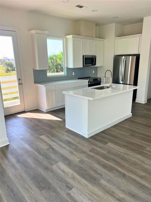 3903 Pirates Beach Cir, Galveston, TX, 77554 | Card Image