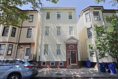344 Chelsea St, Boston, MA, 02128-4109 | Card Image