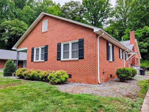 5-1014 Wright St Sw, Lenoir, NC, 28645-5667 | Card Image