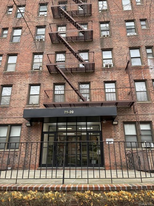 apt-6m-75 113th St, Forest Hills, NY, 11375-5582 | Card Image