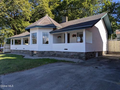 4 Palmer Ave, Corinth, NY, 12822-1122 | Card Image