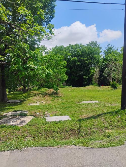 2216 Gregg St, Houston, TX, 77026-7008 | Card Image