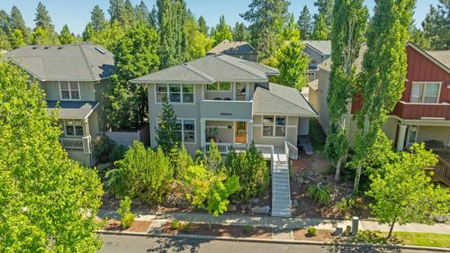 238 Nw Outlook Vista Dr, Bend, OR, 97703-5473 | Card Image